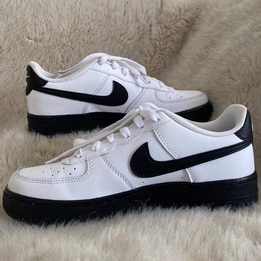Nike Air Force 1 Low